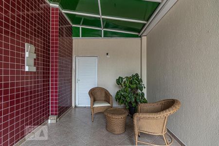 Apartamento para alugar com 65m², 2 quartos e 1 vagaHall social