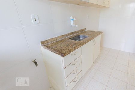 Apartamento à venda com 48m², 2 quartos e 1 vaga Apartamento à venda com 48m², 2 quartos e 1 vagaCozinha e Área de Serviço
