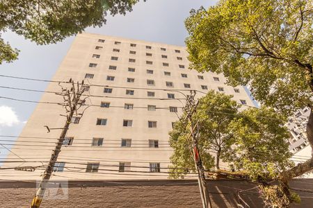 Apartamento para alugar com 40m², 1 quarto e 1 vaga Apartamento para alugar com 40m², 1 quarto e 1 vagaFachada