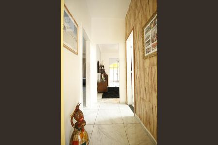 Corredor de casa à venda com 4 quartos, 200m² em Encantado, Rio de Janeiro