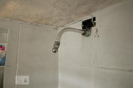 Casa à venda com 200m², 4 quartos e 5 vagasChuveiro