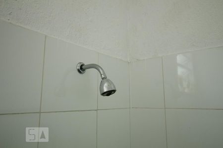 Casa à venda com 200m², 4 quartos e 5 vagasChuveiro