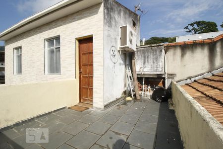 Casa à venda com 200m², 4 quartos e 5 vagasVaranda do Quarto 2