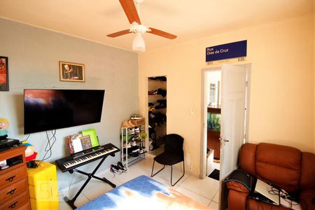 Casa à venda com 200m², 4 quartos e 5 vagasQuarto 3