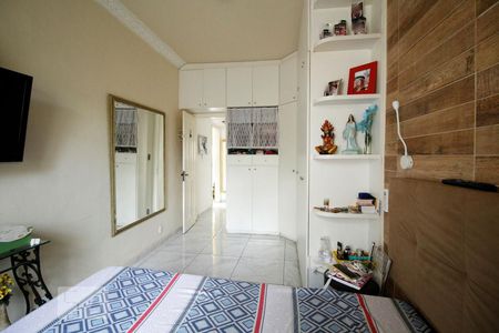 Casa à venda com 200m², 4 quartos e 5 vagasQuarto 1