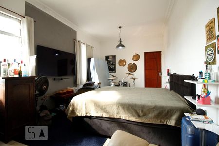 Casa à venda com 200m², 4 quartos e 5 vagasQuarto 2