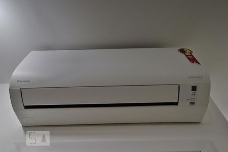 Ar condicionado de kitnet/studio para alugar com 1 quarto, 26m² em Pinheiros, São Paulo