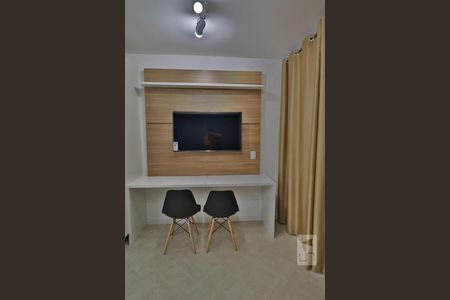 Sala/Quarto de kitnet/studio para alugar com 1 quarto, 26m² em Pinheiros, São Paulo