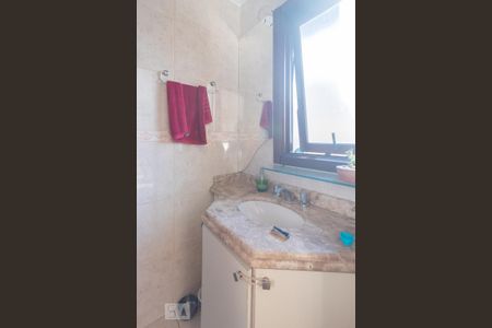 Casa de condomínio à venda com 174m², 3 quartos e 2 vagasBanheiro 2