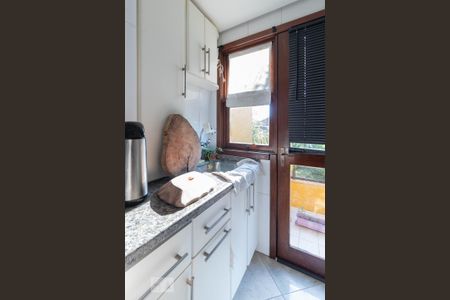 Casa de condomínio à venda com 174m², 3 quartos e 2 vagasCozinha e Área de Serviço