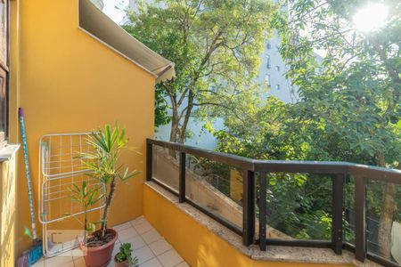Casa de condomínio à venda com 174m², 3 quartos e 2 vagasVaranda