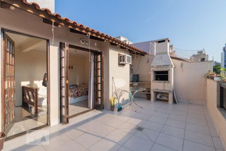 Casa de condomínio à venda com 174m², 3 quartos e 2 vagasTerraço