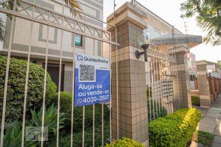 Casa de condomínio à venda com 174m², 3 quartos e 2 vagasFachada