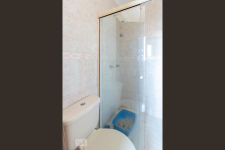 Casa de condomínio à venda com 174m², 3 quartos e 2 vagasBanheiro 2