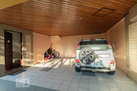Casa de condomínio à venda com 174m², 3 quartos e 2 vagasGaragem