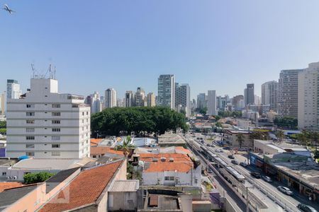 Vista de kitnet/studio para alugar com 1 quarto, 32m² em Itaim Bibi, São Paulo