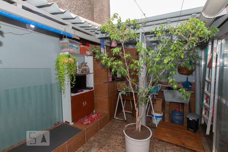 Casa à venda com 86m², 2 quartos e 1 vagaQuintal