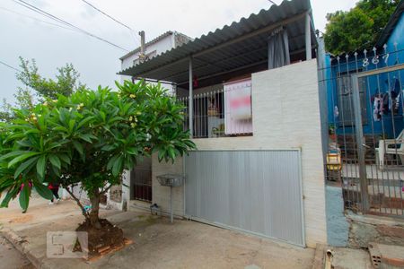 Casa à venda com 86m², 2 quartos e 1 vagaFachada