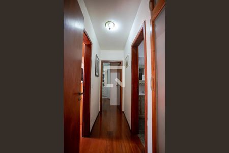 Corredor de apartamento à venda com 3 quartos, 169m² em São Sebastião, Porto Alegre