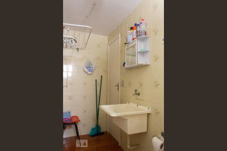 Studio para alugar com 25m², 1 quarto e 1 vaga Studio para alugar com 25m², 1 quarto e 1 vagaBanheiro