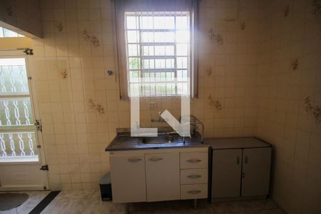 Casa à venda com 175m², 2 quartos e 1 vagaCozinha - Armários