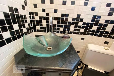 Casa à venda com 450m², 4 quartos e 3 vagasPia do Lavabo