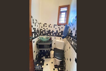 Casa à venda com 450m², 4 quartos e 3 vagasLavabo