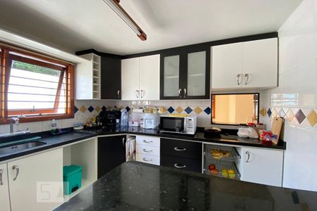 Casa à venda com 450m², 4 quartos e 3 vagasCozinha