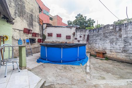 Casa à venda com 429m², 6 quartos e 1 vaga Casa à venda com 429m², 6 quartos e 1 vagaQuintal - Casa 2