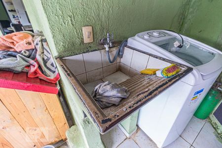 Casa à venda com 429m², 6 quartos e 1 vaga Casa à venda com 429m², 6 quartos e 1 vagaÁrea de Serviço - Casa 2