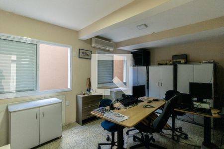 Casa para alugar com 450m², 4 quartos e 3 vagasEscritório