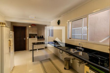 Casa para alugar com 450m², 4 quartos e 3 vagasCozinha