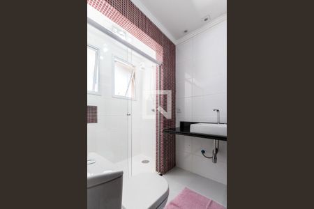 Casa para alugar com 450m², 4 quartos e 3 vagasBanheiro 1