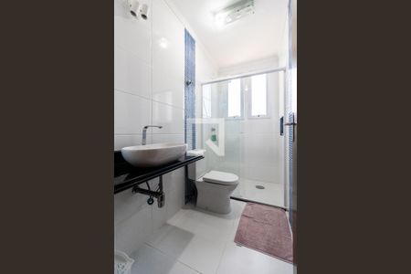 Casa para alugar com 450m², 4 quartos e 3 vagasBanheiro 2
