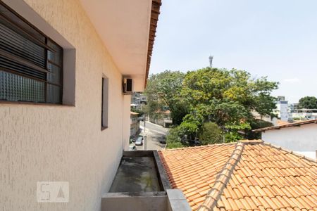 Casa para alugar com 115m², 2 quartos e 3 vagas Casa para alugar com 115m², 2 quartos e 3 vagasVaranda do Quarto 2