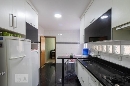 Casa para alugar com 115m², 2 quartos e 3 vagas Casa para alugar com 115m², 2 quartos e 3 vagasCozinha