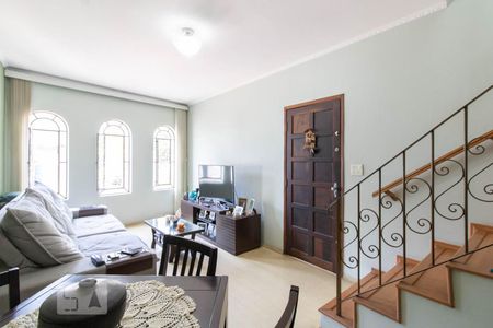 Sala de casa para alugar com 2 quartos, 115m² em Jardim Peri, São Paulo