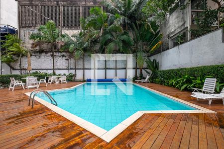 Apartamento à venda com 150m², 3 quartos e 2 vagasPiscina