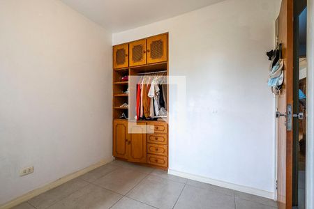 Apartamento à venda com 150m², 3 quartos e 2 vagasQuarto 2