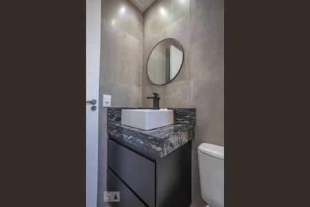 Banheiro  de apartamento à venda com 2 quartos, 42m² em Bom Retiro, São Paulo