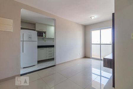 Sala de apartamento para alugar com 2 quartos, 57m² em Vila Alpina, Santo André