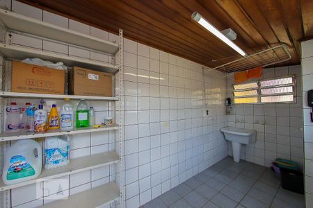 Casa à venda com 279m², 3 quartos e 3 vagas Casa à venda com 279m², 3 quartos e 3 vagasArea de Serviço