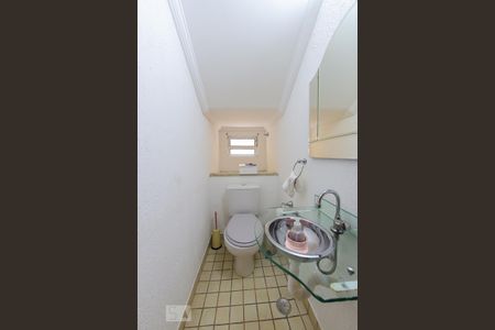 Casa à venda com 279m², 3 quartos e 3 vagas Casa à venda com 279m², 3 quartos e 3 vagasLavabo
