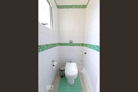 Casa à venda com 279m², 3 quartos e 3 vagas Casa à venda com 279m², 3 quartos e 3 vagasBanheiro da Suite 1
