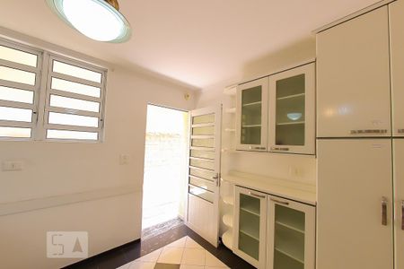 Casa à venda com 279m², 3 quartos e 3 vagas Casa à venda com 279m², 3 quartos e 3 vagasCozinha