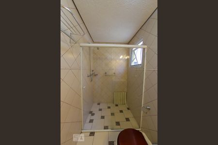 Casa à venda com 279m², 3 quartos e 3 vagas Casa à venda com 279m², 3 quartos e 3 vagasBanheiro da Suite 2