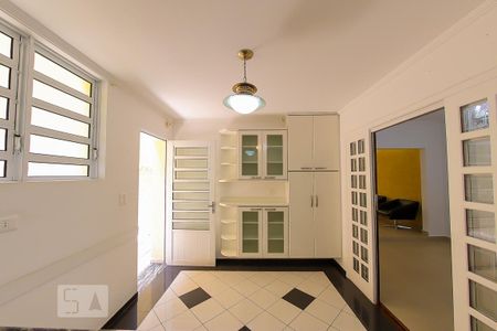 Casa à venda com 279m², 3 quartos e 3 vagas Casa à venda com 279m², 3 quartos e 3 vagasCozinha