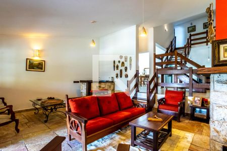 Casa para alugar com 3 quartos, 297m² em Vila Rosália, Guarulhos