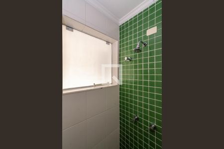 Casa para alugar com 297m², 3 quartos e 8 vagas Casa para alugar com 297m², 3 quartos e 8 vagasBanheiro da Suíte 2
