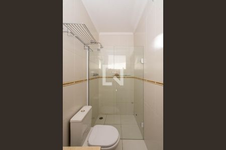 Casa para alugar com 297m², 3 quartos e 8 vagas Casa para alugar com 297m², 3 quartos e 8 vagasBanheiro da Suíte 1